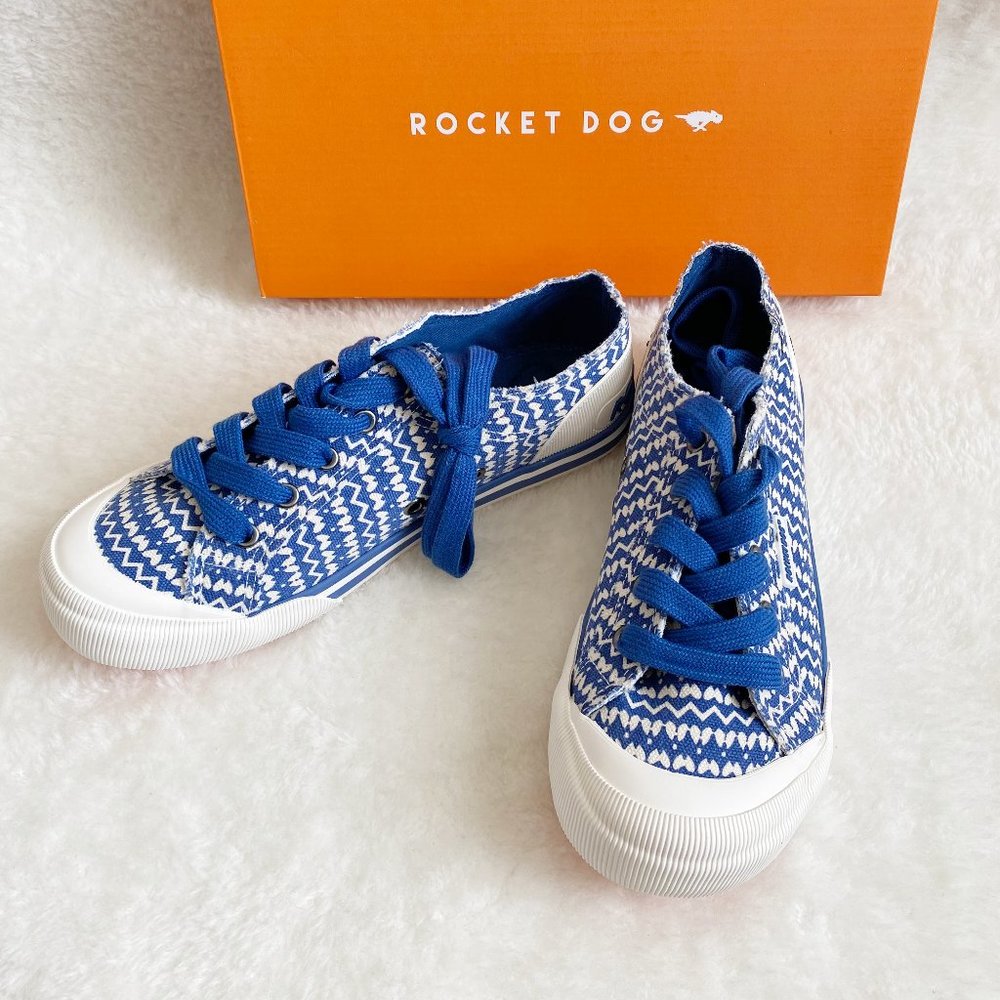 Rocket Dog Women's Canvas Sneakers, Blue / White Wavy Pattern, Size 8